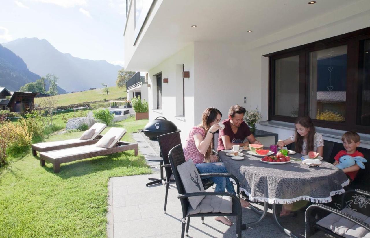 Alpenzauber Apartment Montafon 圣加伦基希 外观 照片
